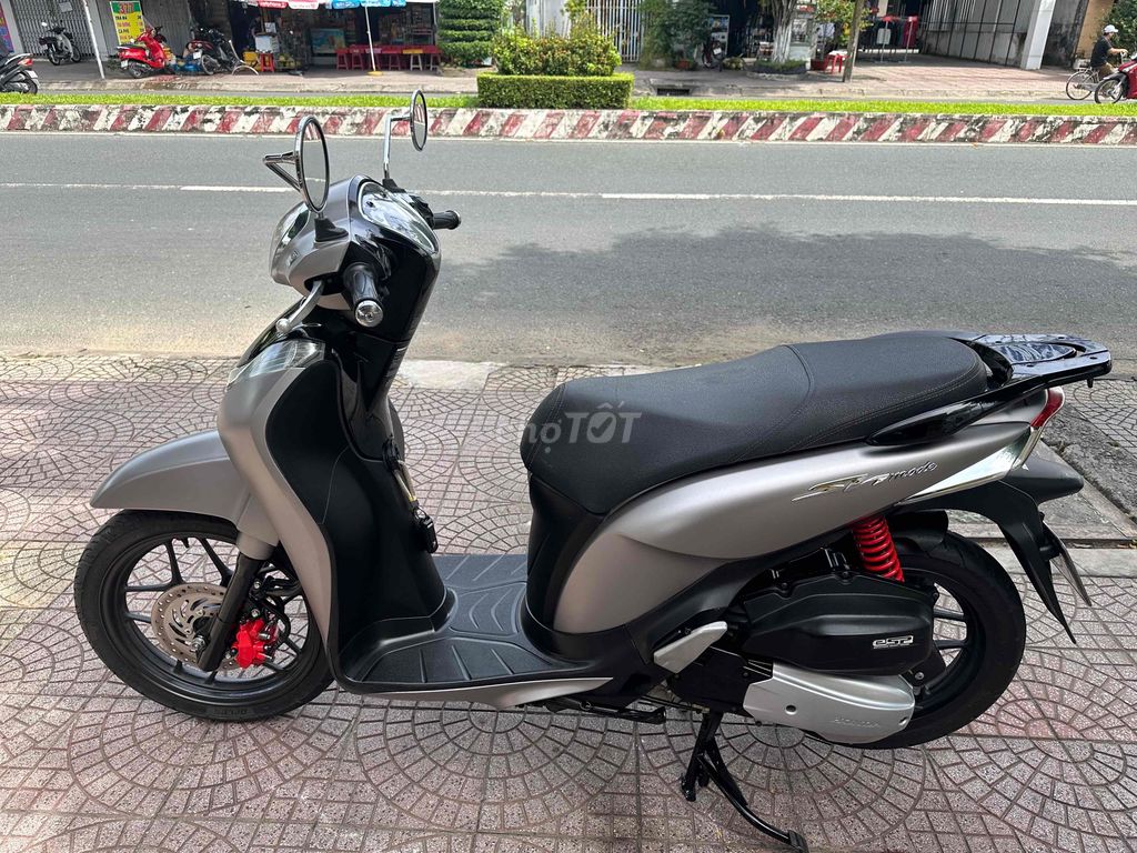 Honda SH Mode 2018 bếp ga zin dep vĩnh long. Mua bán Xe máy tại Thành phố Vĩnh Long Vĩnh Long được đăng bởi xe máy Tùng Beo hình 4