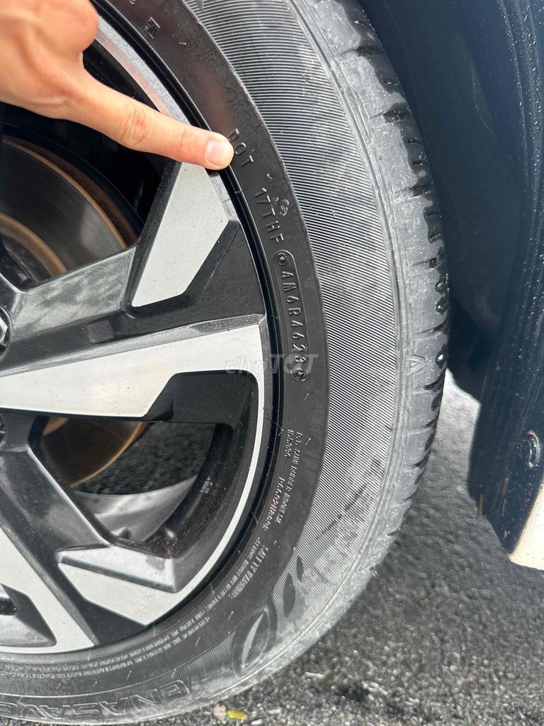 Xe 7 Chỗ Xpander 1.5 sx 2013 AT Premium. Mua bán Ô tô tại Quận Hoàng Mai Hà Nội được đăng bởi Thang Pham hình 14