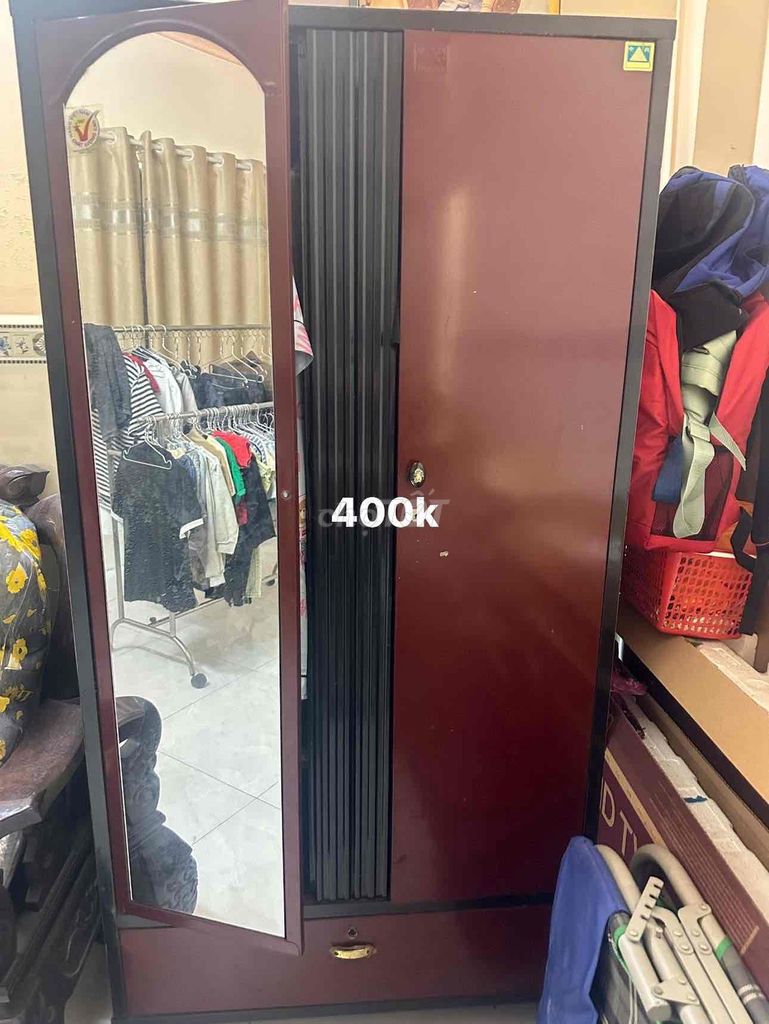 Tủ quần áo kim loại hiện đại. Mua bán Tủ, kệ gia đình tại Quận Tân Phú Tp Hồ Chí Minh được đăng bởi Hang Nguyen hình 1
