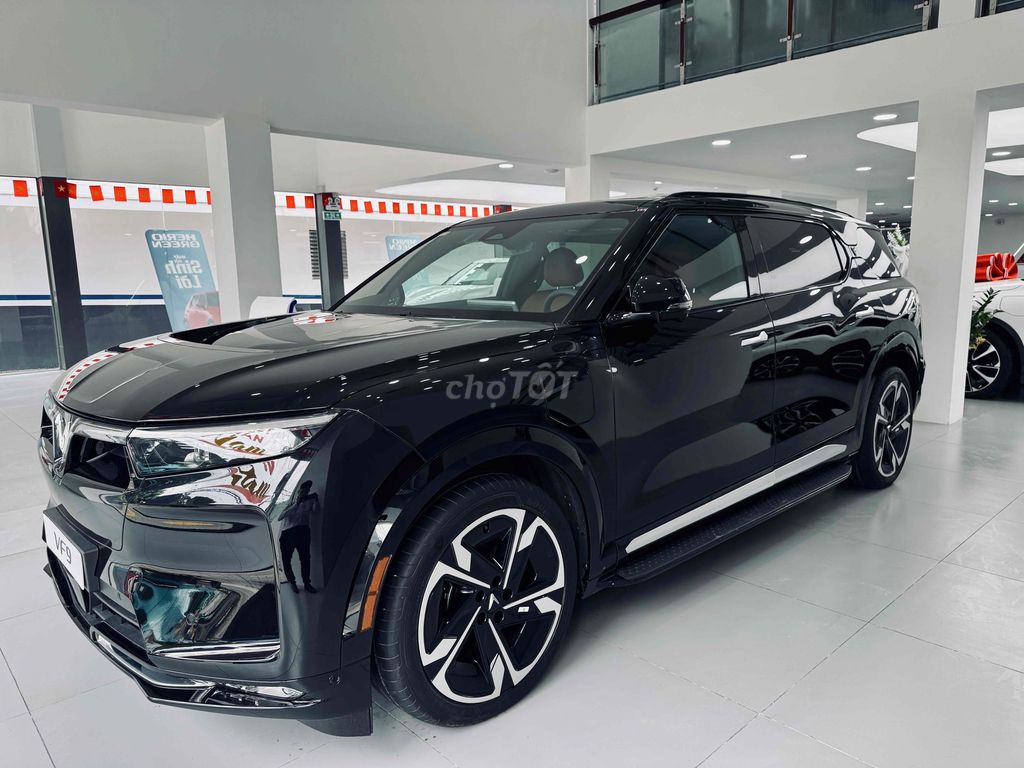 VINFAST VF9 PLUS 7 CHỔ TRẦN THÉP MỚI NHẤT 2025. Mua bán Ô tô tại Thành phố Thủ Đức Tp Hồ Chí Minh được đăng bởi Vinfast VFX Thủ Đức hình 1