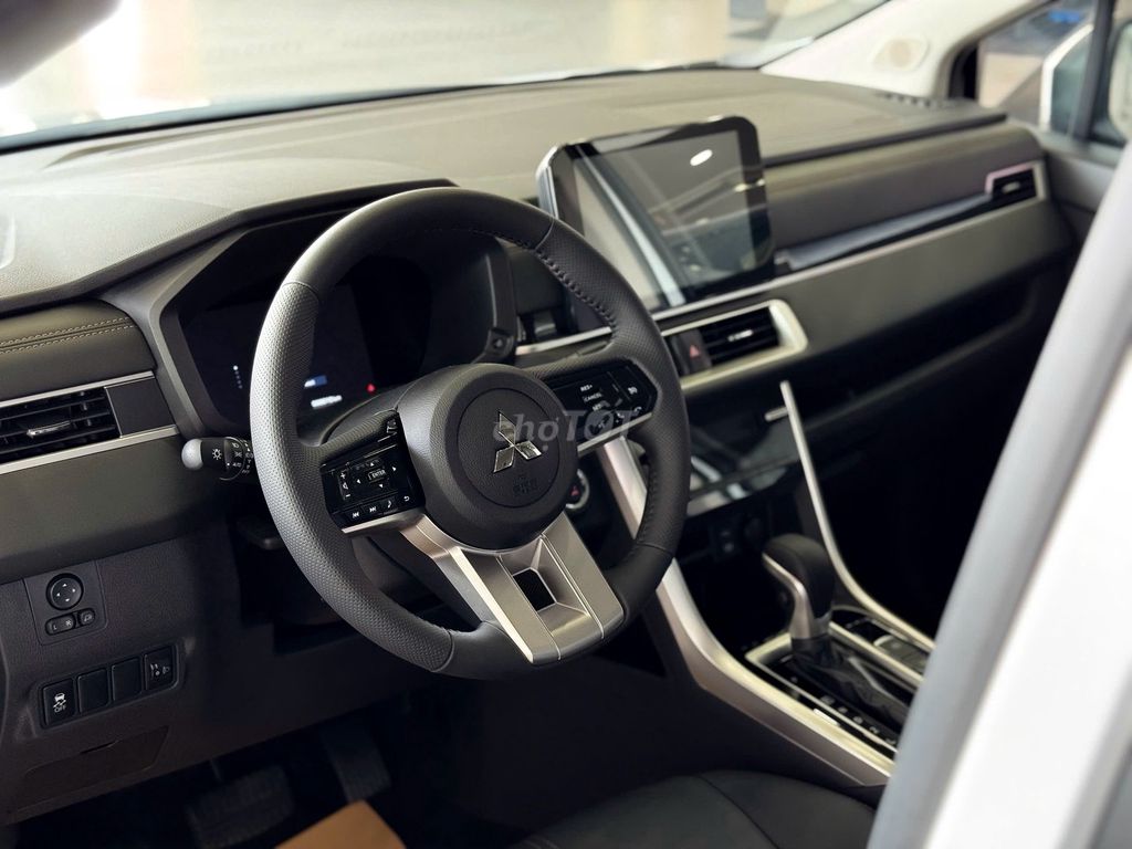 Mitsubishi Xpander 2025 Premium 1.5 AT. Mua bán Ô tô tại Quận 7 Tp Hồ Chí Minh được đăng bởi Nam hình 7