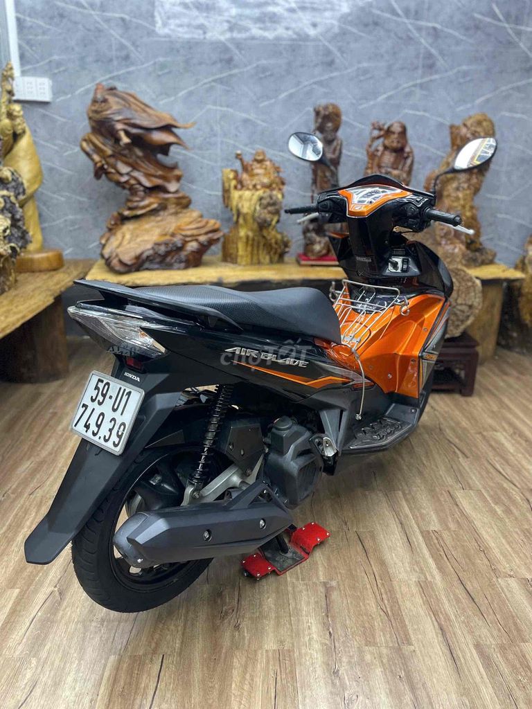 👉Airblade 2015 chính chủ biển SG máy bao êm. Mua bán Xe máy tại Quận 7 Tp Hồ Chí Minh được đăng bởi Xe Cũ Hiếu CT hình 7