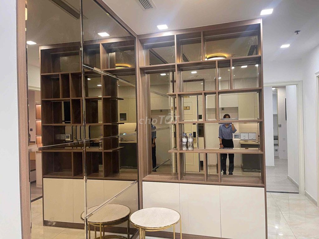 Bán Gấp 2PN Vinhomes Golden River giá 9t8. Mua bán Căn hộ/Chung cư tại Quận 1 Tp Hồ Chí Minh được đăng bởi tuananh  tra hình 10