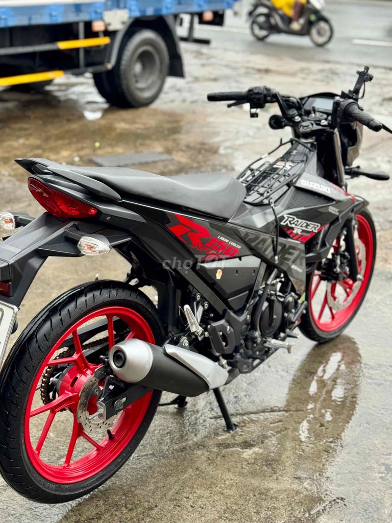 Suzuki Raider 150 đẹp zin liền lạc, biển tứ quý. Mua bán Xe máy tại Thành phố Thủ Đức Tp Hồ Chí Minh được đăng bởi Cửa hàng Motor Xuân Bình  hình 5