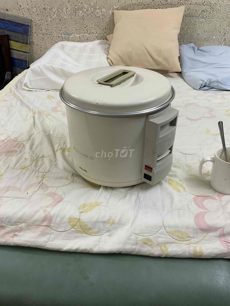 Nồi cơm điện Philips 2,2L nấu tốt cơm ngon. Mua bán Bếp, lò, đồ điện nhà bếp tại Quận Phú Nhuận Tp Hồ Chí Minh được đăng bởi Toàn hình 2
