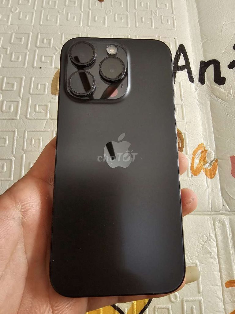 Apple iPhone 15 Pro 128GB Màu Đen. Mua bán Điện thoại tại Quận Hà Đông Hà Nội được đăng bởi TUẤN BĐS hình 1