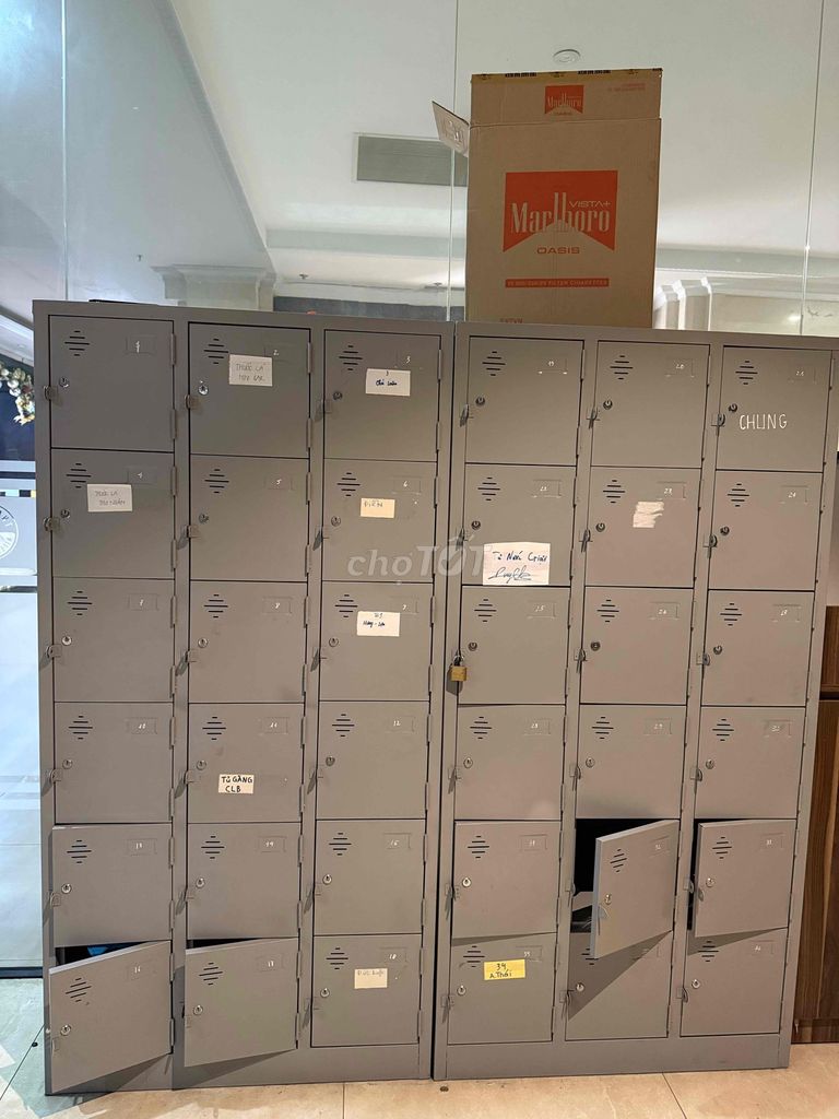 Tủ locker Hòa Phát TU986-3K Xám Sắt sơn tĩnh điện. Mua bán Đồ dùng văn phòng tại Quận Nam Từ Liêm Hà Nội được đăng bởi Lan Anh hình 1