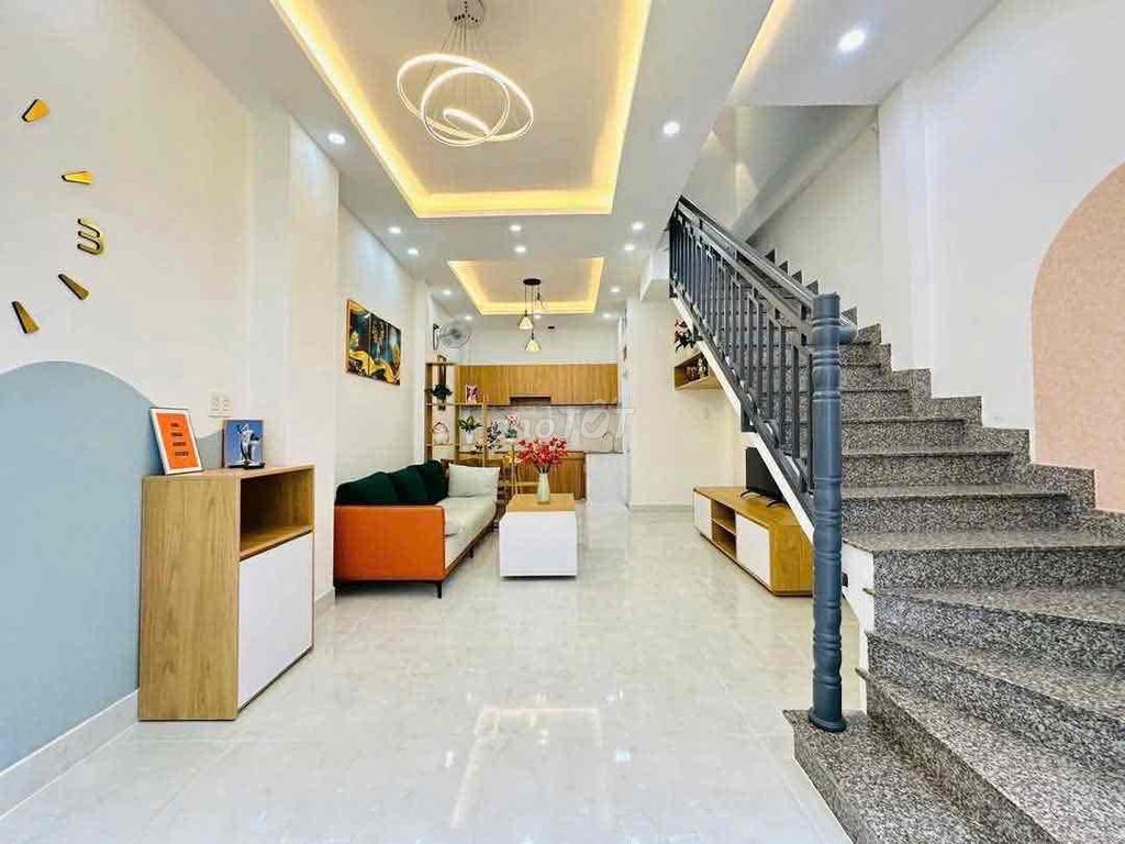 Bán Nhà 2 Tầng, 68m2, Khu Tên Lửa, Chỉ 3.x T - SHR