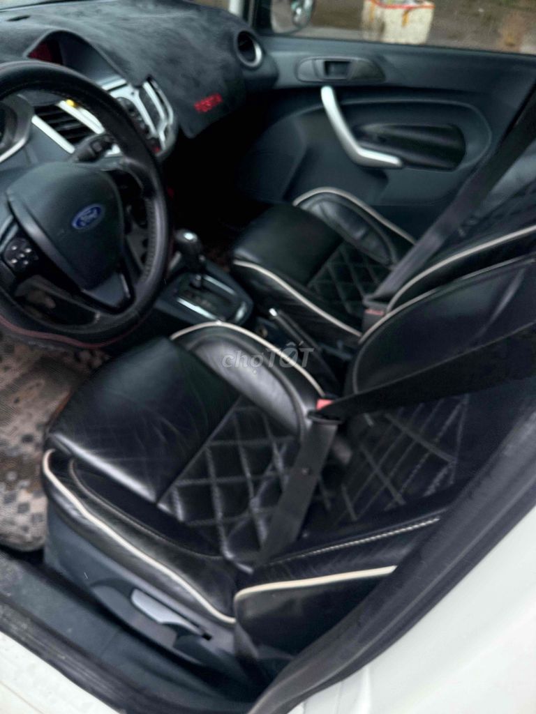 Ford Fiesta 2011 1.6 AT Hatchback - 112000 km. Mua bán Ô tô tại Quận Cái Răng Cần Thơ được đăng bởi mua bán trao đổi âm thanh chí công hình 4