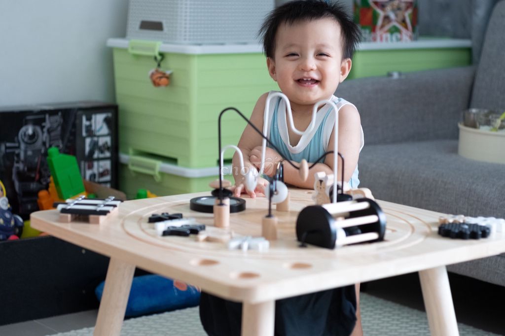 Bàn chơi bận rộn LouLou Gỗ Nhiều màu. Mua bán Mẹ và bé tại Quận 7 Tp Hồ Chí Minh được đăng bởi Tiến Đạt hình 1