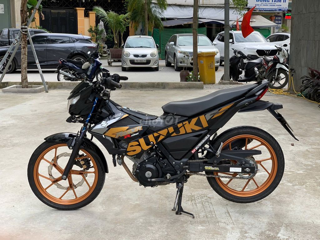 Suzuki Raider 150 2022 có trả góp trao đổi ✅. Mua bán Xe máy tại Quận Hoàng Mai Hà Nội được đăng bởi Phú Lý hình 3