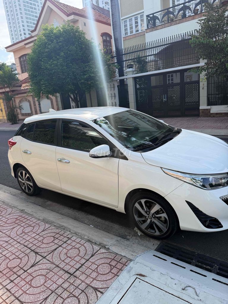 Toyota Yaris 2018 photo 2