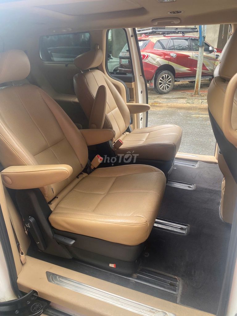 Kia Sedona 2018 2.2L DAT - 11000 km. Mua bán Ô tô tại Quận Hải Châu Đà Nẵng được đăng bởi cao hikosen hình 5