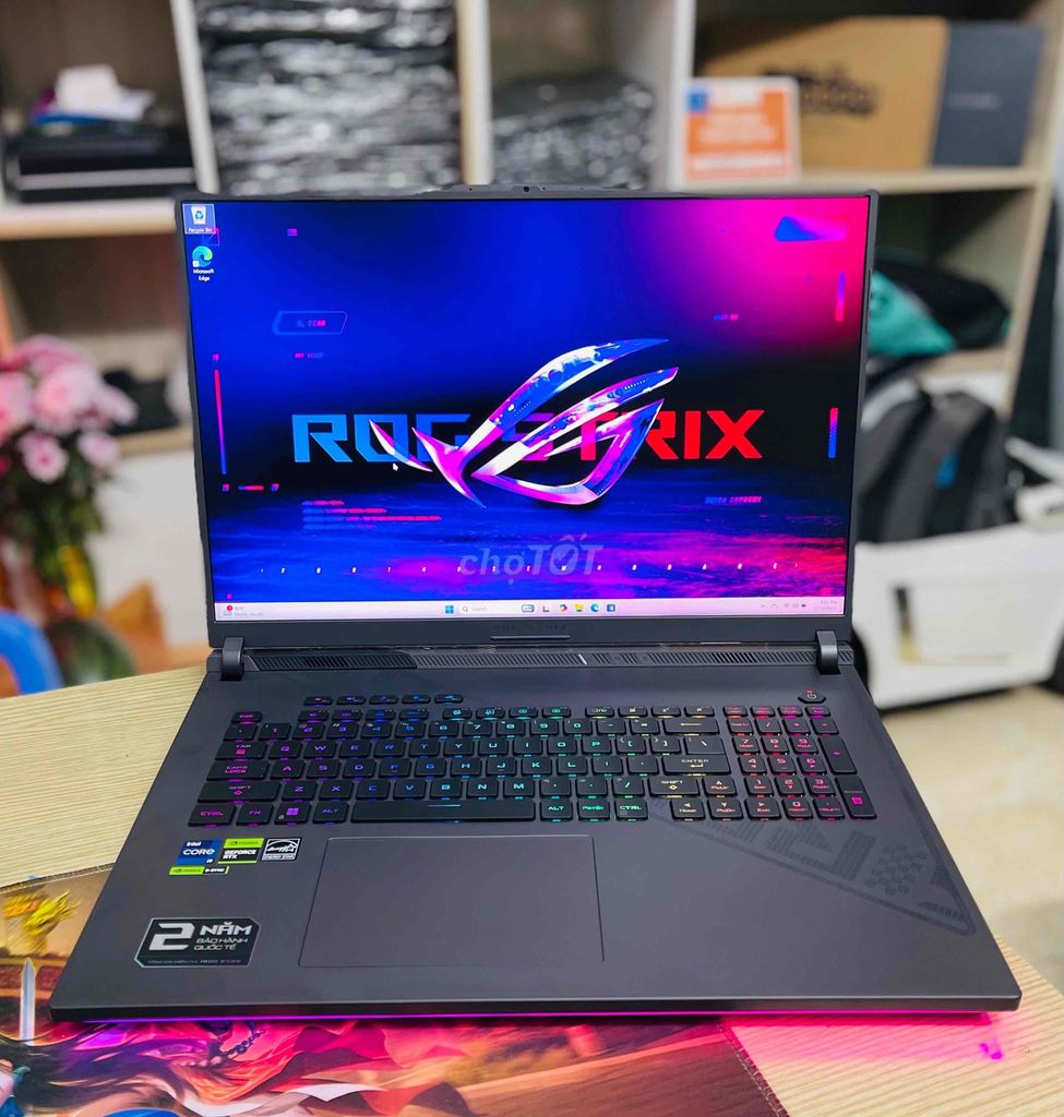 Asus Rog Strix G18 G814JI I9-13980HX ,RTX 4070 ,2K