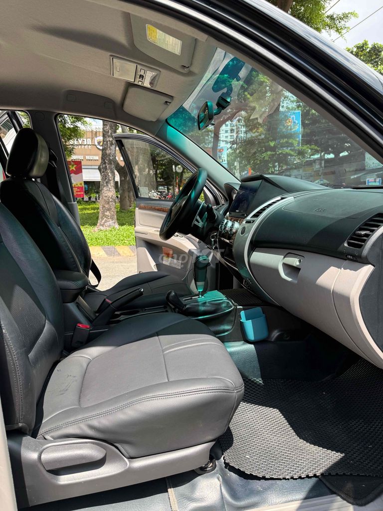 Pajero Sport 2015 4x4 AT ngay chủ giá thương lượng. Mua bán Ô tô tại Quận Tân Bình Tp Hồ Chí Minh được đăng bởi Nguyễn Hùng hình 10