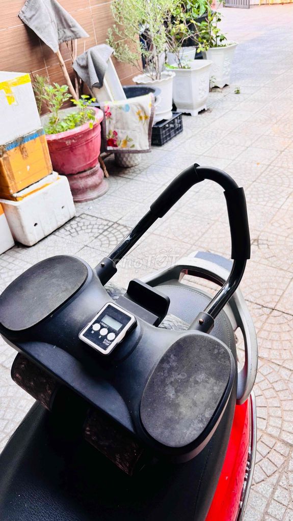 Máy tập cơ bụng Kim loại, Nhựa Đen. Mua bán Đồ thể thao, Dã ngoại tại Quận Liên Chiểu Đà Nẵng được đăng bởi Trang Ho Thao hình 1