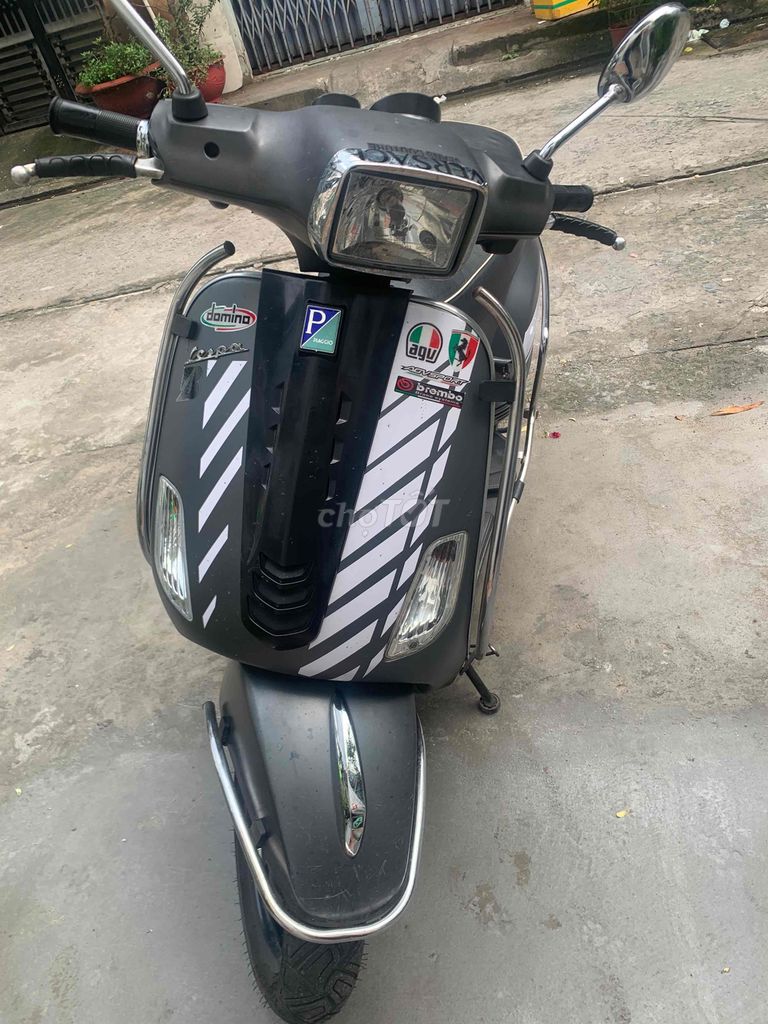 vespa đèn vuông 3v