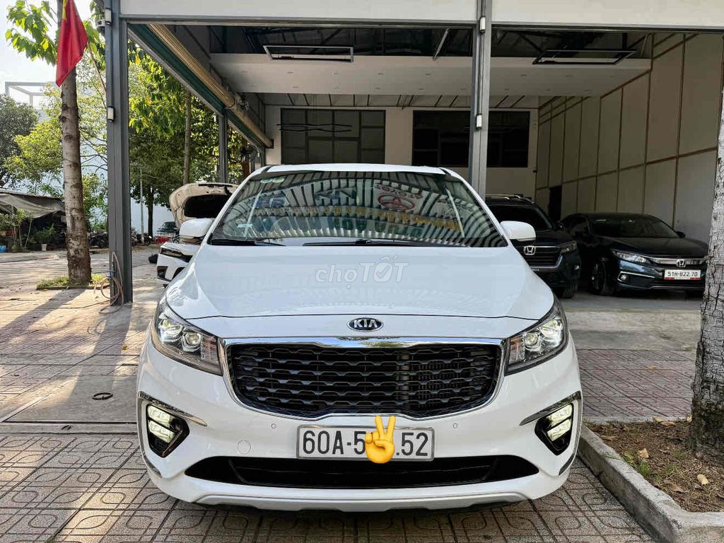 Kia Sedona 2019 Dầu Trắng 7 chỗ. Mua bán Ô tô tại Thành phố Biên Hòa Đồng Nai được đăng bởi Peacemaker hình 1
