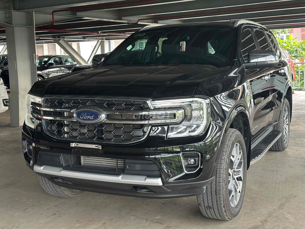 Ford Everest 2022 Titanium 2.0L AT 4x2 - 28000 km. Mua bán Ô tô tại Quận Tân Phú Tp Hồ Chí Minh được đăng bởi FORD BẾN THÀNH ĐẠI LÝ CHÍNH HÃNG  hình 5