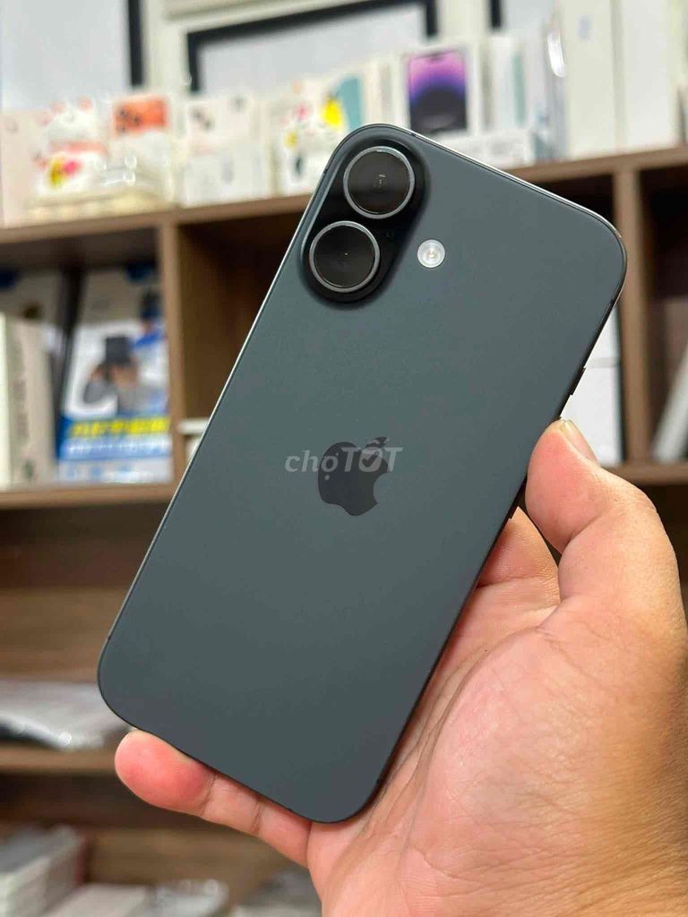 Apple iPhone 17 256GB Đen 98%. Mua bán Điện thoại tại Thành phố Biên Hòa Đồng Nai được đăng bởi TRƯƠNG HUY HOÀNG hình 1