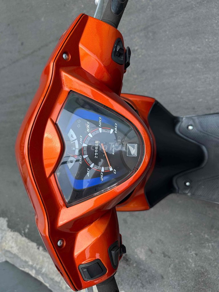 🛵🛵🛵 Honda Vision 2014 Cam đen chính chủ