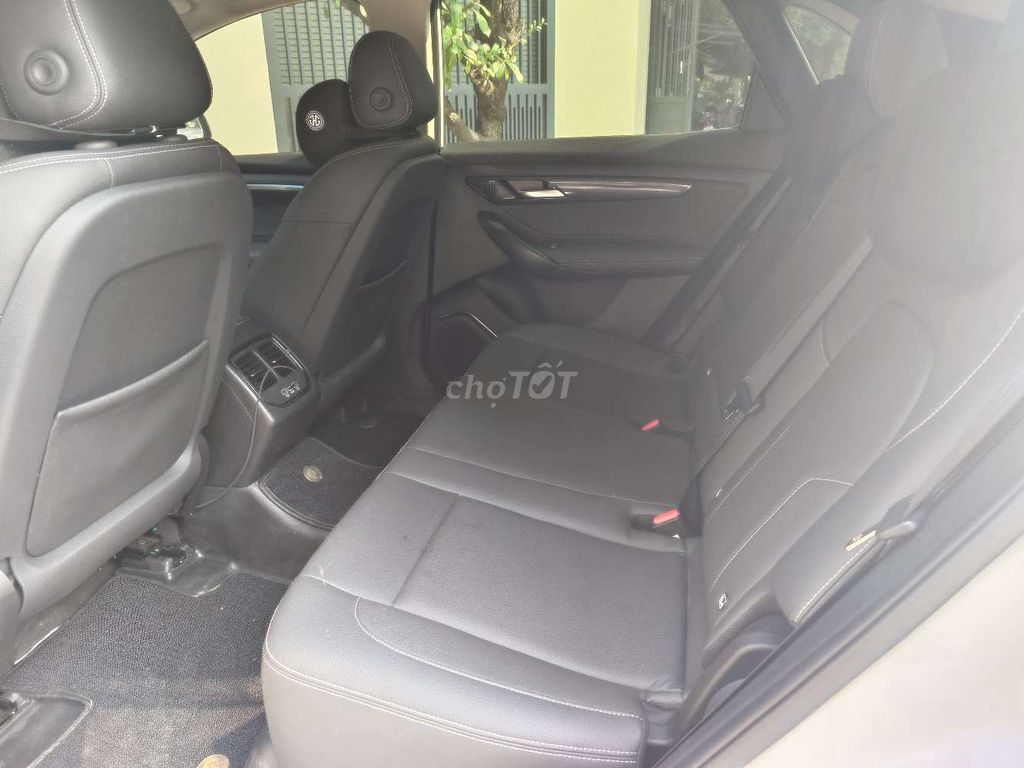 VinFast VF 8 2024 Trắng. Mua bán Ô tô tại Quận Hà Đông Hà Nội được đăng bởi Mr Cường hình 16