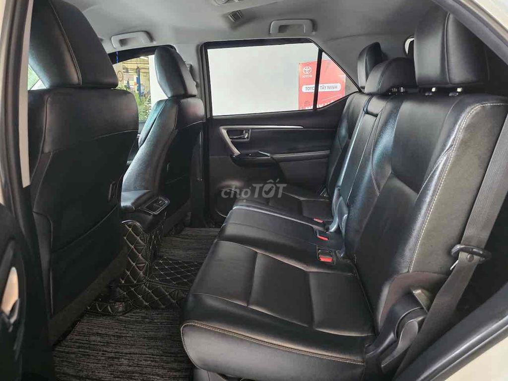 Toyota Fortuner 2.4AT 4X2 2024 Xe hãng bán. Mua bán Ô tô tại Quận Tân Phú Tp Hồ Chí Minh được đăng bởi TRƯƠNG THANH TUYỀN hình 9