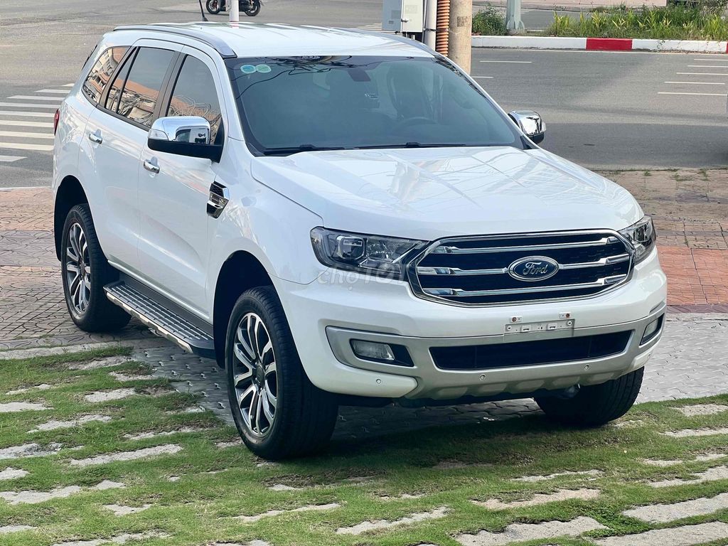 Ford Everest 2020 Titanium 2.0L AT 4x2 - 45000 km. Mua bán Ô tô tại Quận Cái Răng Cần Thơ được đăng bởi Nguyễn Nhân  hình 1