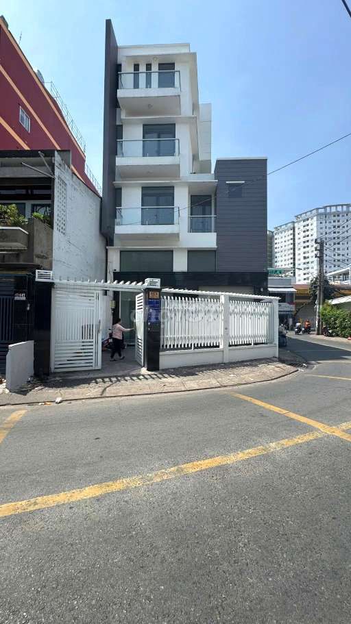 NHÀ GÓC 2 MẶT TIỀN KINH DOANH SÁT VÁCH Q.10 NHỈNH 18 TỶ. Mua bán nhà ở tại Quận Tân Phú Tp Hồ Chí Minh được đăng bởi Hunacar hình 1
