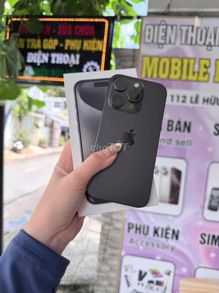 Apple iPhone 15 Pro 256GB Đen Đã sử dụng. Mua bán Điện thoại tại Quận Sơn Trà Đà Nẵng được đăng bởi Diễm Diễm hình 1