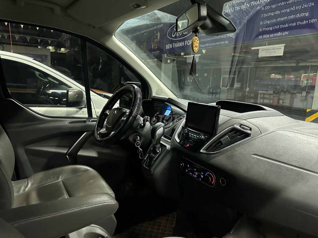 Ford Tourneo Titanium 2019, bảo hành 2026, vay 75%. Mua bán Ô tô tại Quận Tân Phú Tp Hồ Chí Minh được đăng bởi Đức hình 5