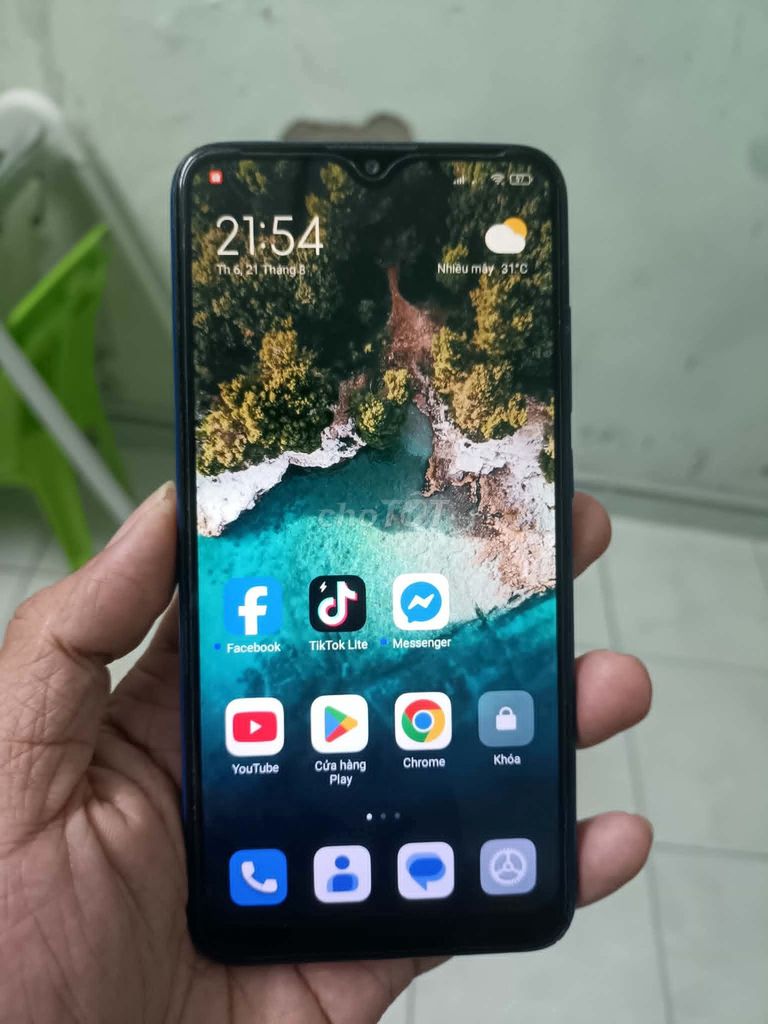 Redmi 8. Full. Mượt. Cam đẹp. Pin 5K. Giải trí,phụ. Mua bán Điện thoại tại Thành phố Huế Thừa Thiên Huế được đăng bởi Phong hình 1
