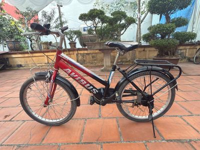 Xe đạp AVIBUS Đỏ. Mua bán Xe đạp tại Huyện Hoài Đức Hà Nội được đăng bởi Đỗ văn giáp