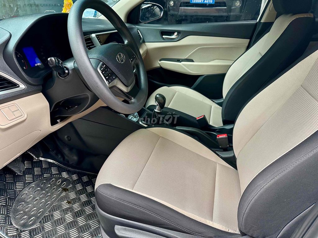 Hyundai Accent 2018 1.4 MT - 85000 km. Mua bán Ô tô tại Thành phố Biên Hòa Đồng Nai được đăng bởi Luxury AUTO  hình 6