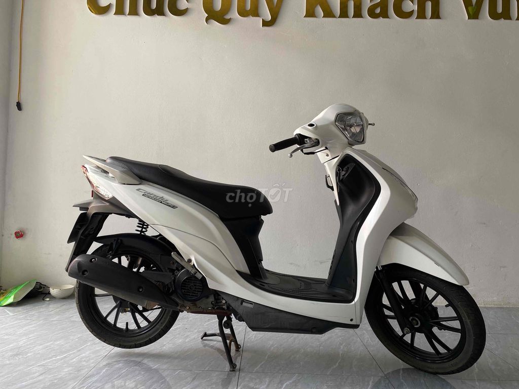 Kymco hermosa 50cc chạy 6000km. Mua bán Xe máy tại Quận Nam Từ Liêm Hà Nội được đăng bởi Xe Máy Tấn Hiền  hình 2