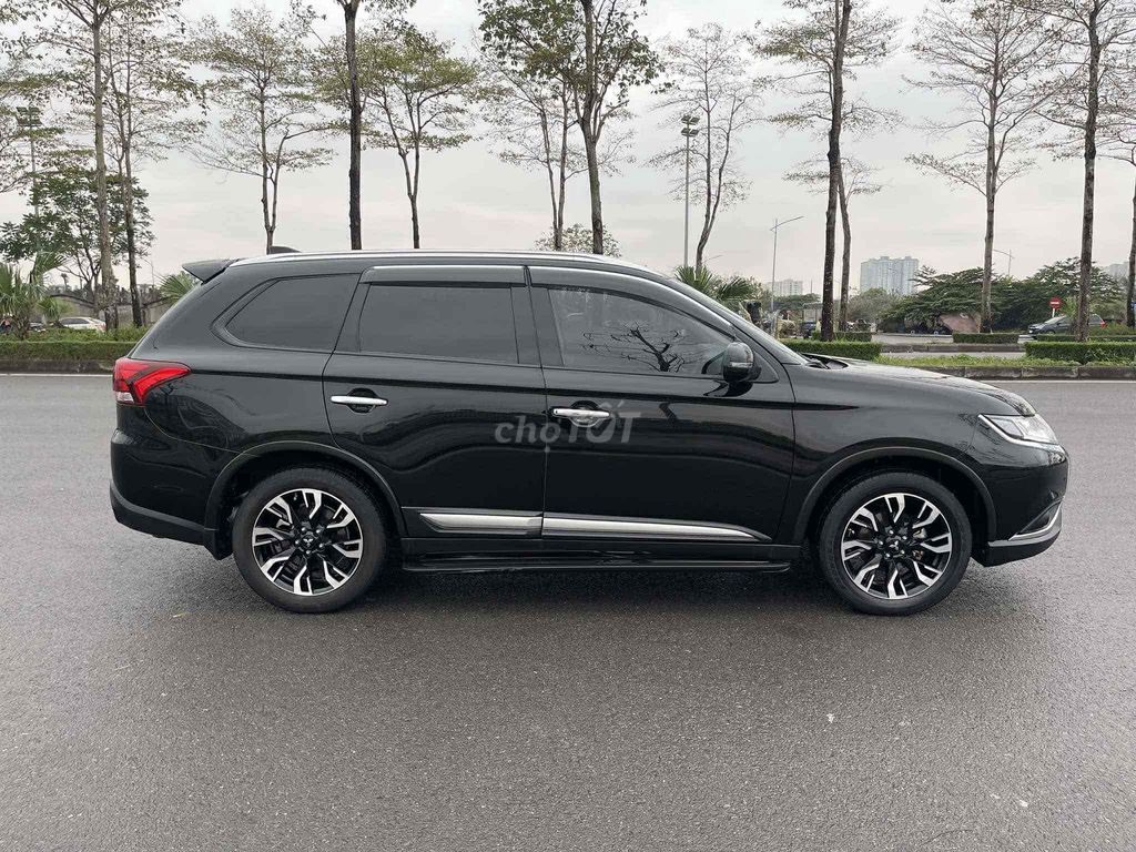 Mitsubishi Outlander 2021 2.0 CVT - 65000 km. Mua bán Ô tô tại Quận Hoàng Mai Hà Nội được đăng bởi Vu Hung autu hình 10