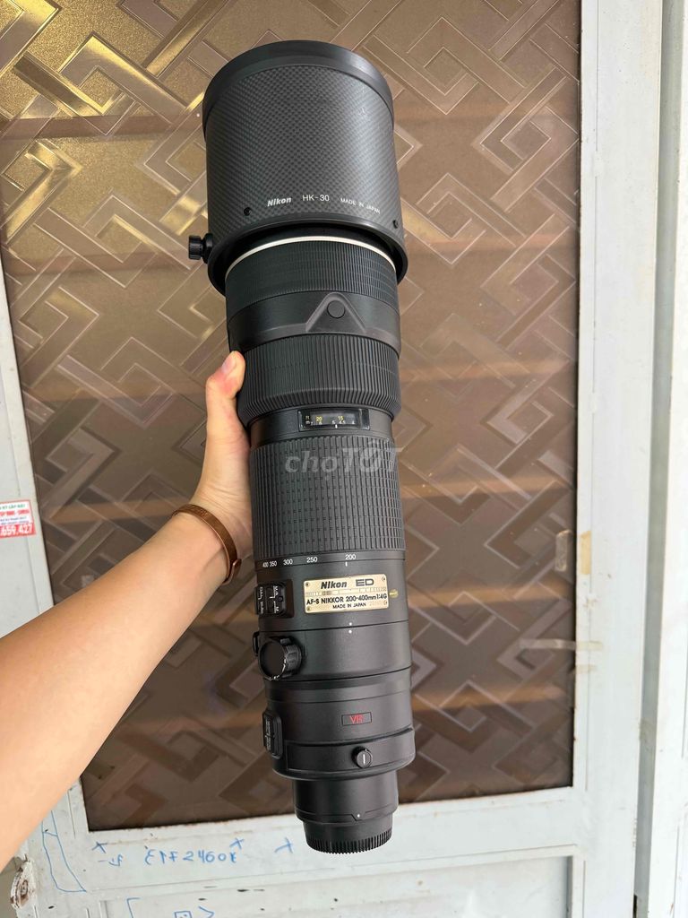 Nikon AF-S 200-400 F4 VR đẹp kính đẹp giá rẻ