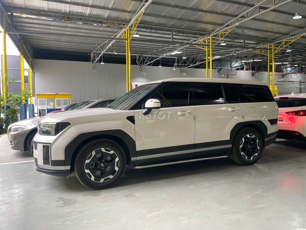 Santa Fe 2024 7 chỗ siêu lướt - 15998 km. Mua bán Ô tô tại Quận Bắc Từ Liêm Hà Nội được đăng bởi Trung Auto 26 Phạm Văn Đồng hình 4