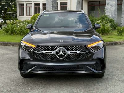 Mercedes GLC 300 4MATIC V1 model 2025 siêu lướt
