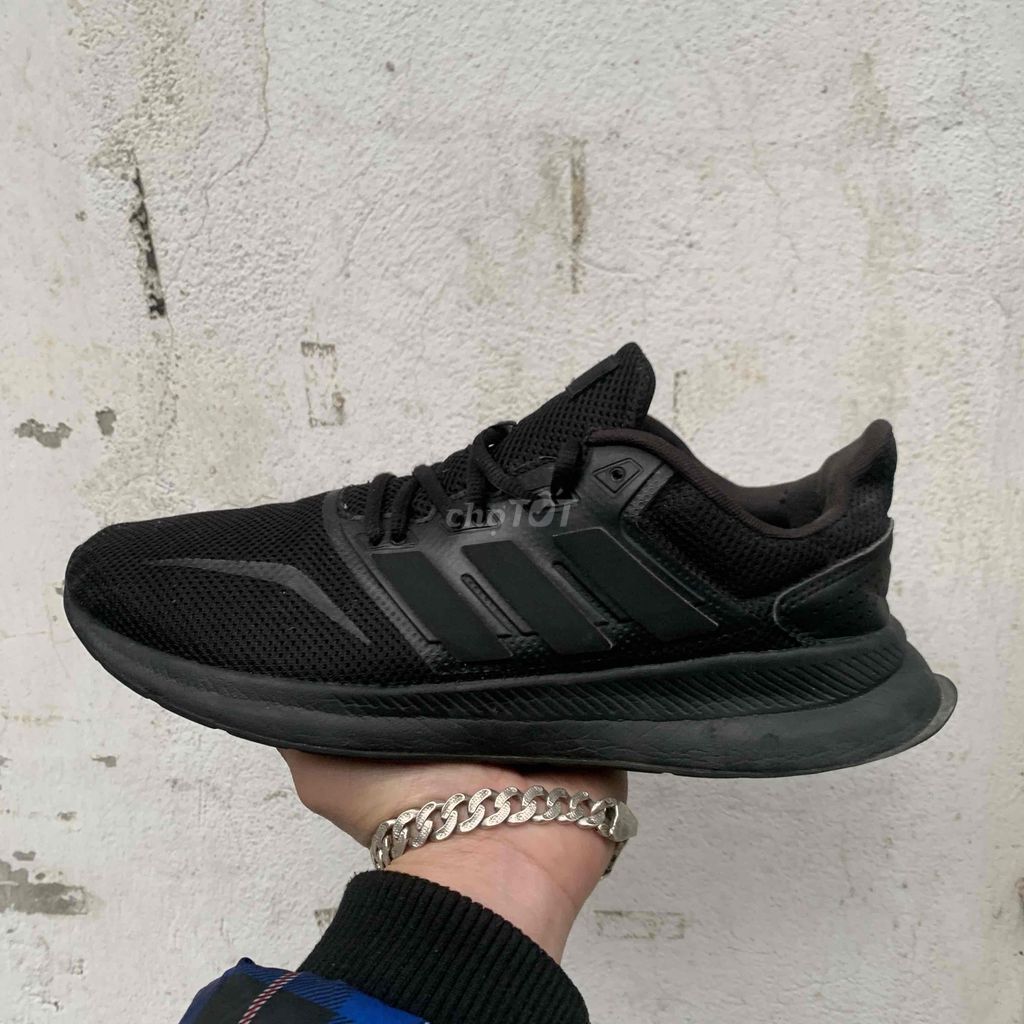 Giày chạy adidas size 44 chính hãng