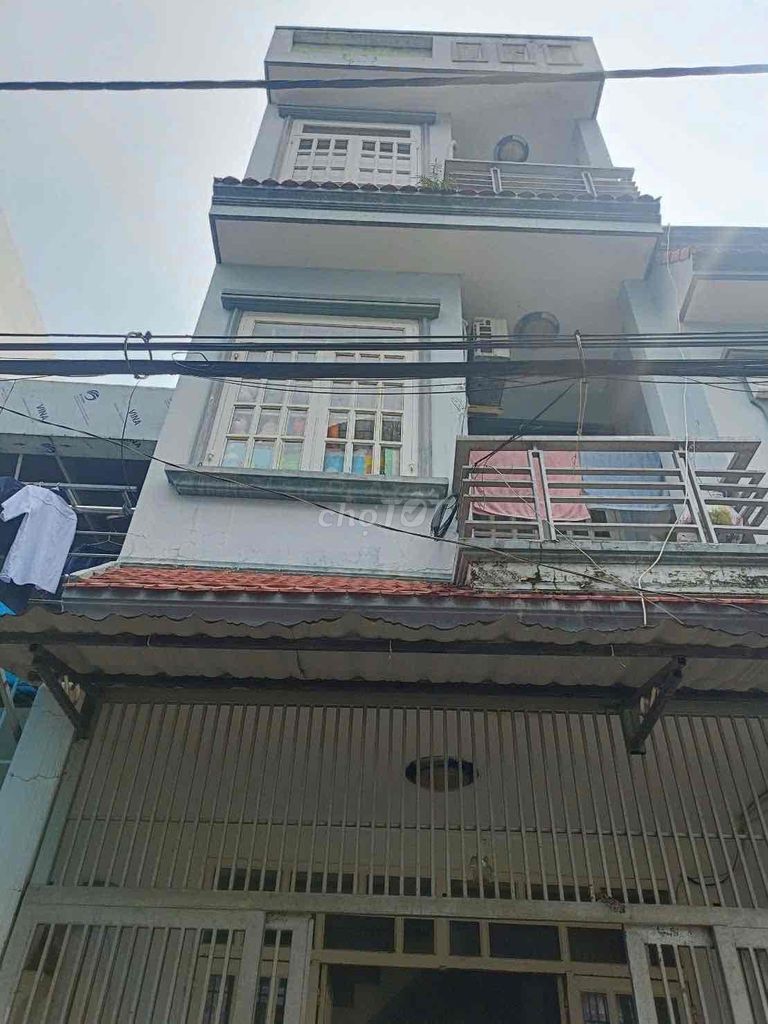 Аренда · 4 комн. · 60 м² · Quận 12, ул. Đường Lâm Thị Hố