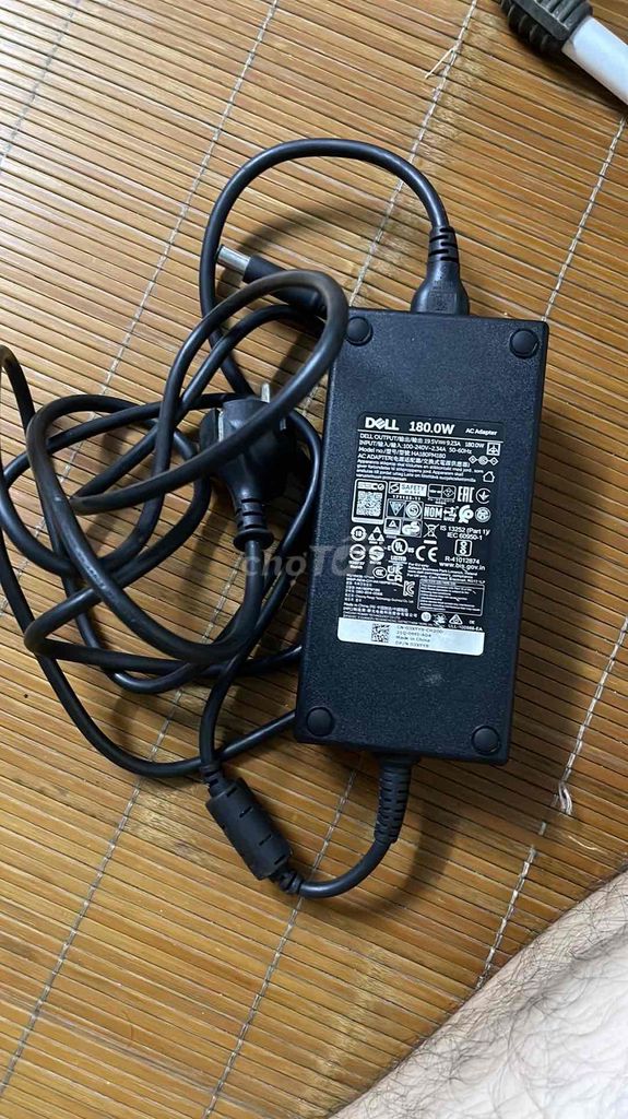 sạc zin bóc máy pass cho ai cần ạ