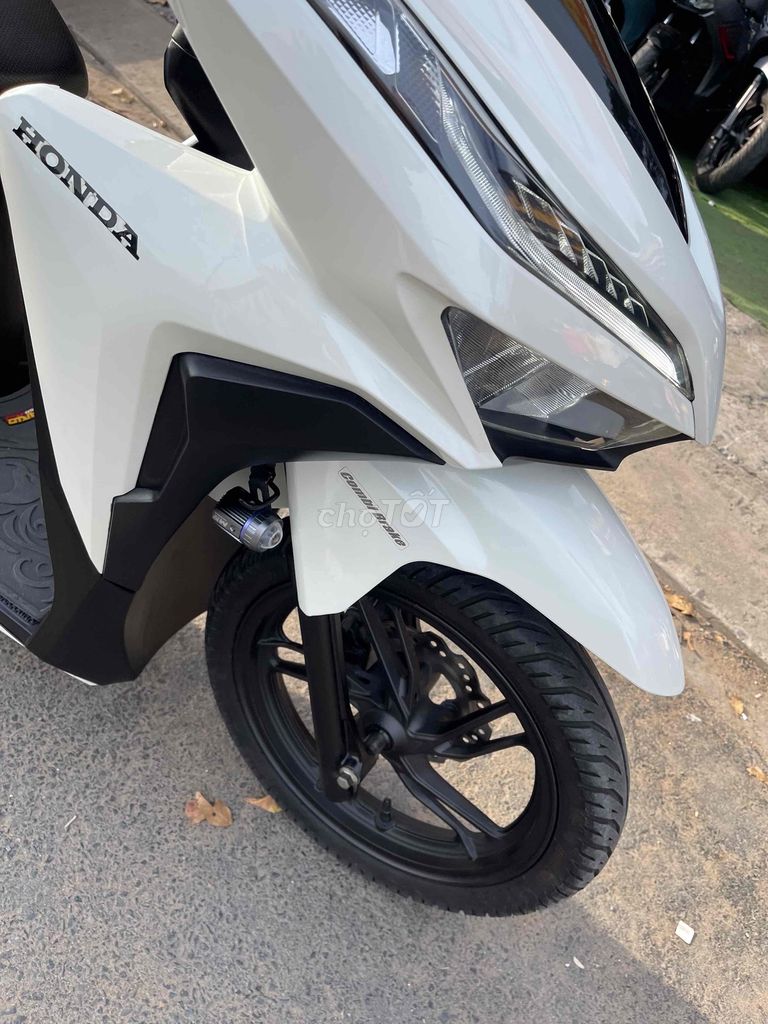 Honda Vario 150 2019 màu Trắng. Mua bán Xe máy tại Quận Ninh Kiều Cần Thơ được đăng bởi Cửa Hàng xe máy Hoàng Hải hình 6