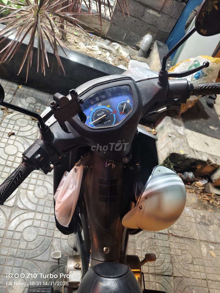 Sirius 50 lên máy 100. Mua bán Xe máy tại Quận Ngũ Hành Sơn Đà Nẵng được đăng bởi Phạm Thành Công hình 2