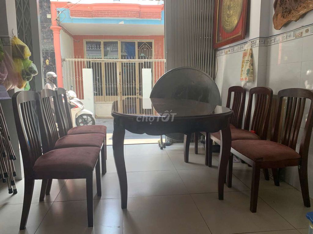 Bộ bàn ghế ăn gỗ Nâu Cổ điển. Mua bán Bàn ghế tại Quận Bình Tân Tp Hồ Chí Minh được đăng bởi Redsea hình 1