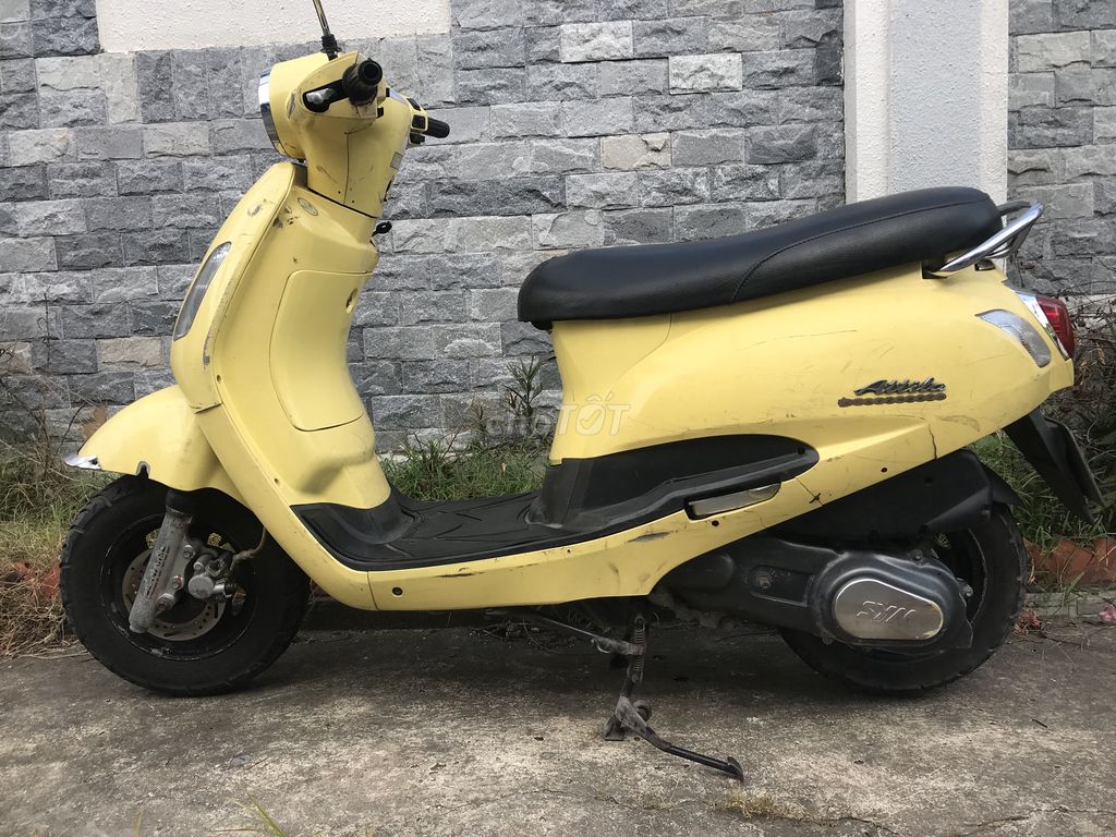 Atila Elizaberth màu vàng biển số tphcm. Mua bán Xe máy tại Huyện Bến Lức Long An được đăng bởi Nguyên  hình 2