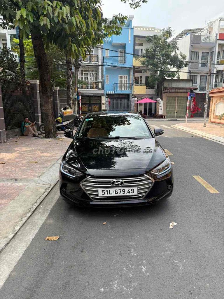 Hyundai Elantra GLS 1.6 số sàn đời cuối 2018