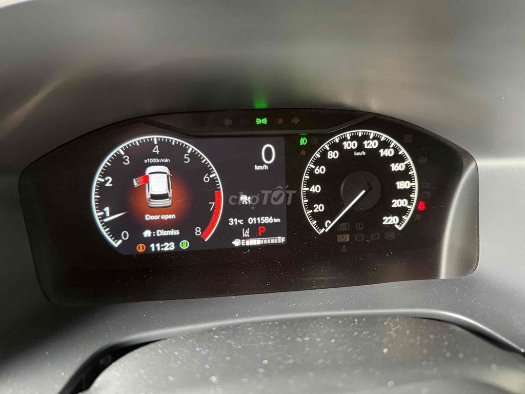 Honda CR V 2024 L - 11000 km siêu lướt. Mua bán Ô tô tại Thành phố Thủ Đức Tp Hồ Chí Minh được đăng bởi Bá Lộc hình 12