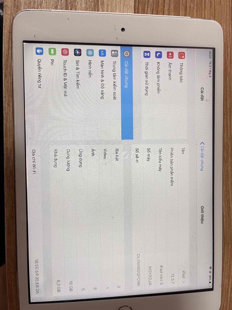 IPAD MINI 3 k dùng tới cần pass