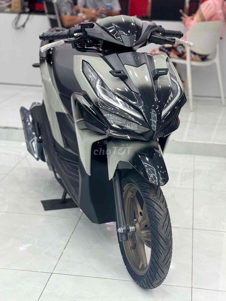 Vario 125 Xám xi măng loang đen. Hỗ trợ mua góp. Mua bán Xe máy tại Huyện Củ Chi Tp Hồ Chí Minh được đăng bởi Xe Máy Nhập Khẩu Củ Chi hình 2